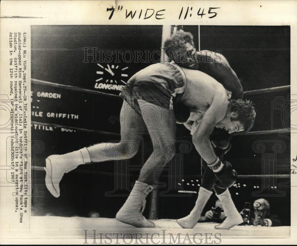 1967 Press Photo Nino Benvenuti vs Emile Griffith, boxing bout, New York- Historic Images