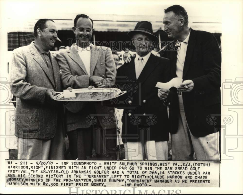 1957 Press Photo E.J. (Dutch) Harrison &amp; others, Sam Snead golf festival, WV- Historic Images