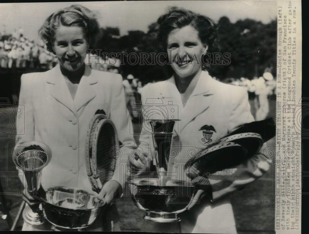 1947 Press Photo Louise Brough &amp; Margaret Osborne, Women&#39;s doubles tennis, MA- Historic Images