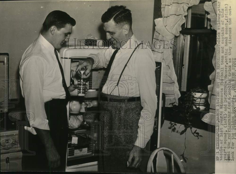 1942 Press Photo Golden Gophers' Dick Wildung & Dr George Hauser, Football, MN- Historic Images