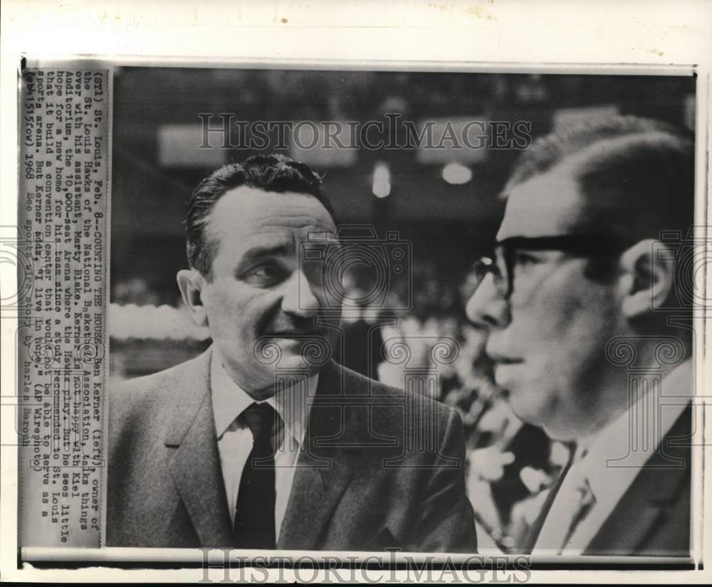 1968 Press Photo St. Louis Hawks&#39; owner Ben Kerner &amp; assistant Marty Blake, MO - Historic Images