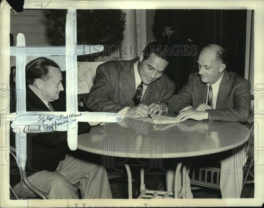 1938 Press Photo Boxing manager Ancil Hoffman, Max Baer, Mike Jacobs, New Jersey - Historic Images