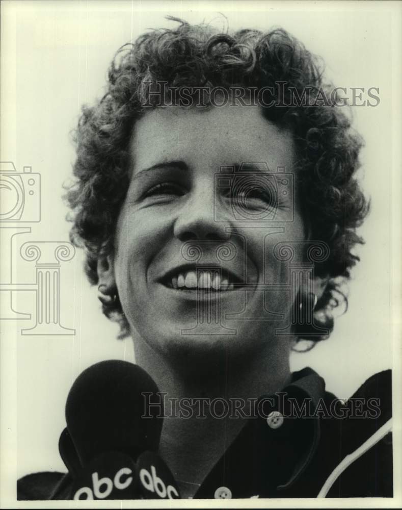 1976 Press Photo Speed Skater Anne Elizabeth Henning - pis07853- Historic Images