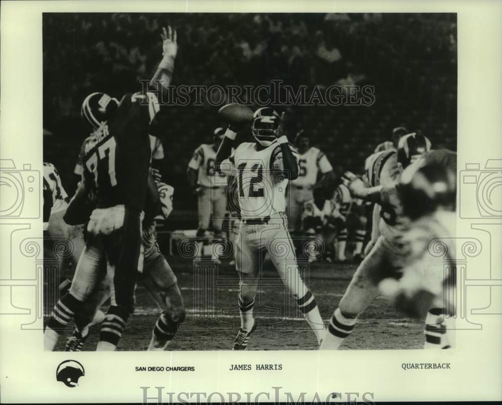 1978 Press Photo San Diego Chargers quarterback James Harris, football game- Historic Images