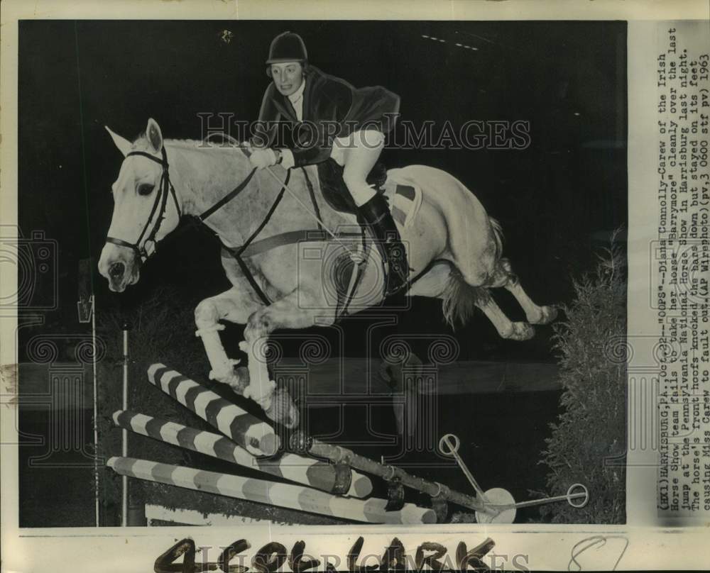 1963 Press Photo Jockey Diana Connolly-Carew &amp; horse &quot;Barrymore&quot;, Harrisburg, PA- Historic Images