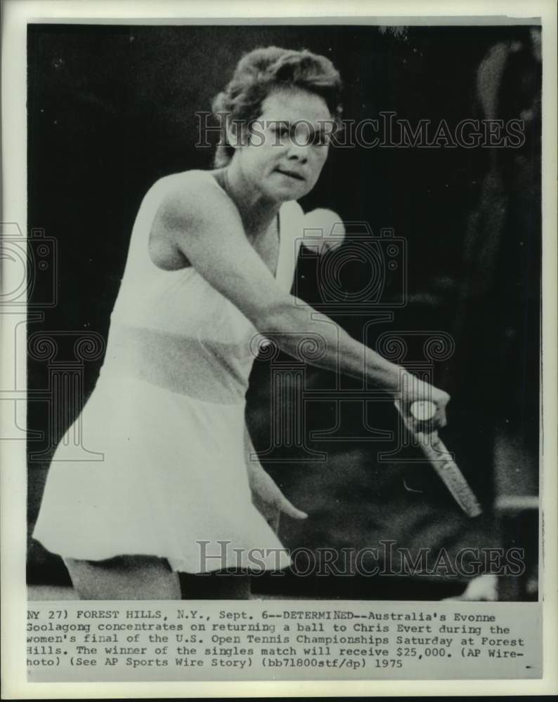 1975 Press Photo Tennis player Evonne Goolagong during US Open, Forest Hills, NY - Historic Images