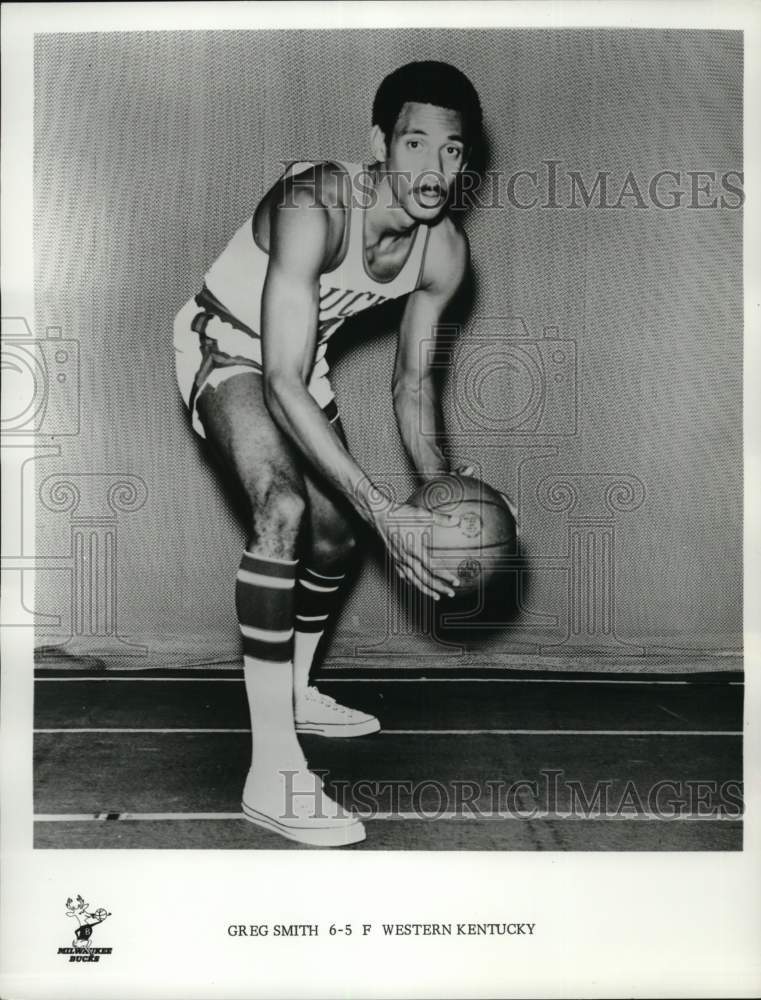 1971 Press Photo Greg Smith, Milwaukee Bucks basketball forward player - Historic Images