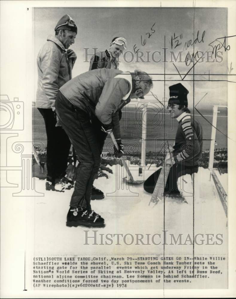 1974 Press Photo Ski coach Hank Tauber &amp; others, National World Series, CA - Historic Images