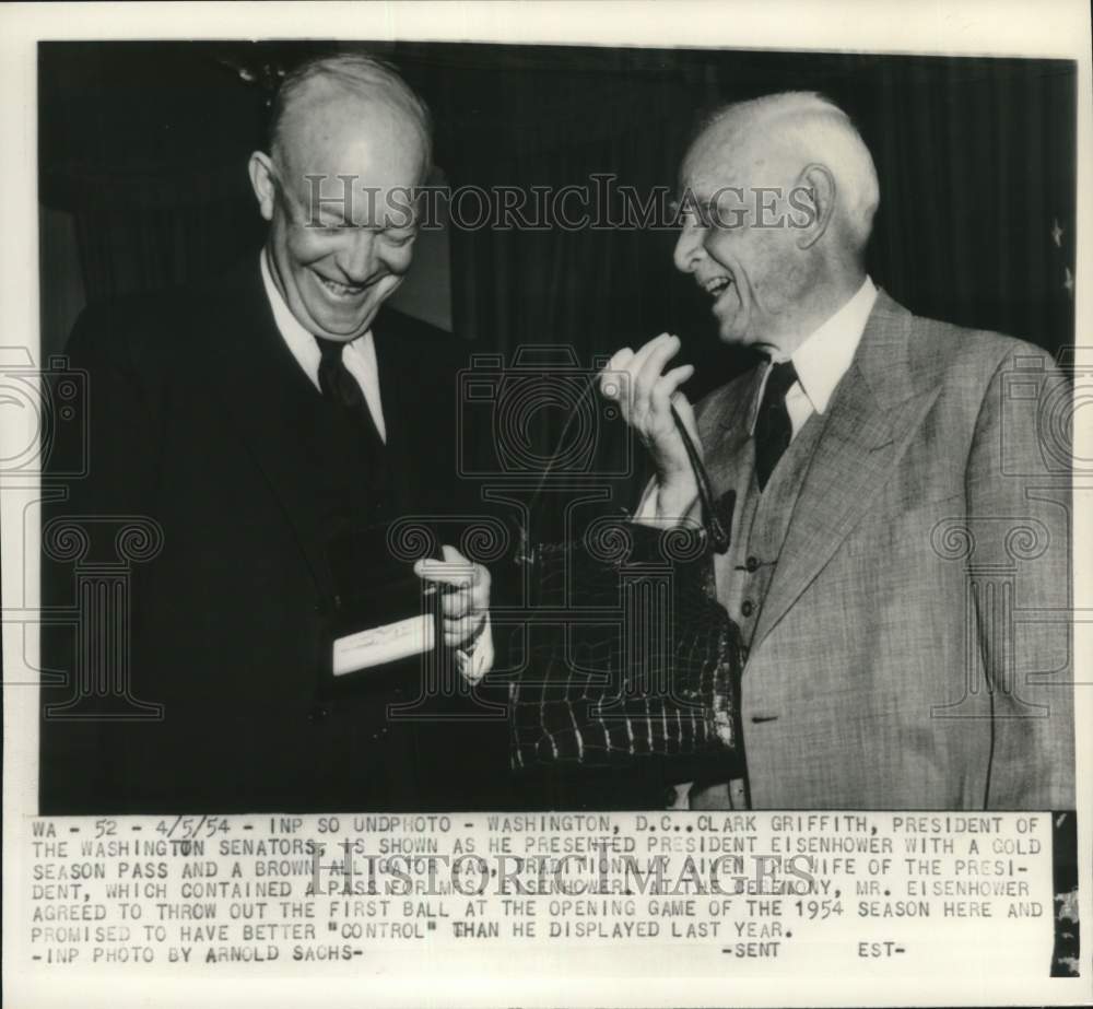 1954 Press Photo President Eisenhower, Washington Senators&#39; Owner Clark Griffith- Historic Images