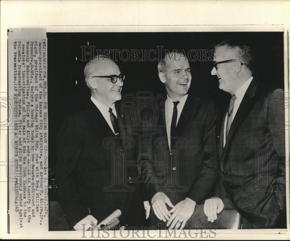 1965 Press Photo Baseball's Charles Finley, Arthur Allyn Jr And Senator Proxmire - Historic Images