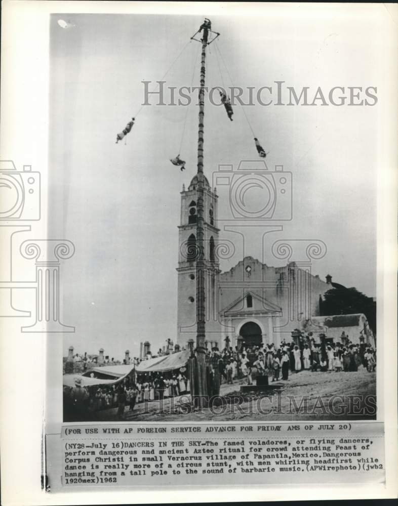 1962 Flying Dancers Perform At Feast Of Corpus Christi In Papantla-Historic Images