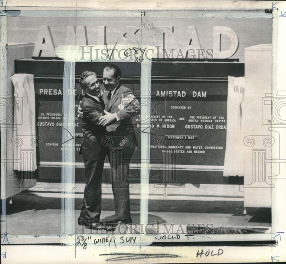 1969 US President Nixon & Mexican president Gustavo Diaz Ordaz, TX-Historic Images