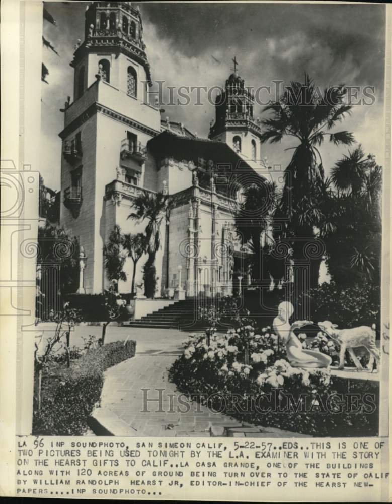 1957 A view of La Casa Grande in San Simeon, California-Historic Images