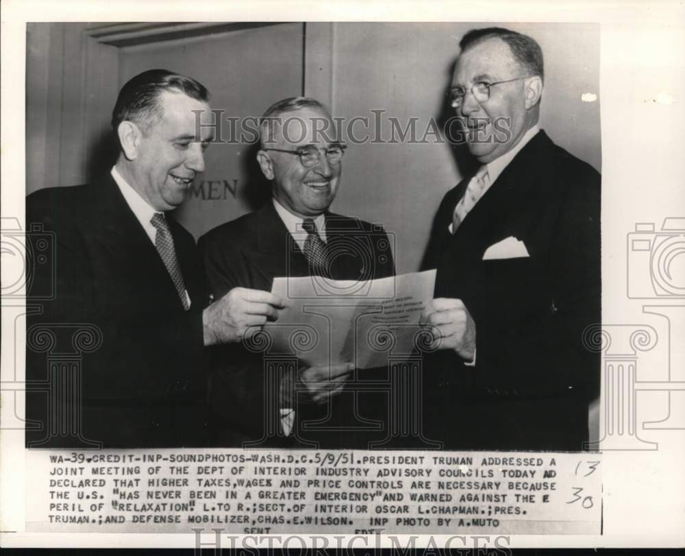 1951 U.S. President Harry Truman meets with advisory members, DC-Historic Images