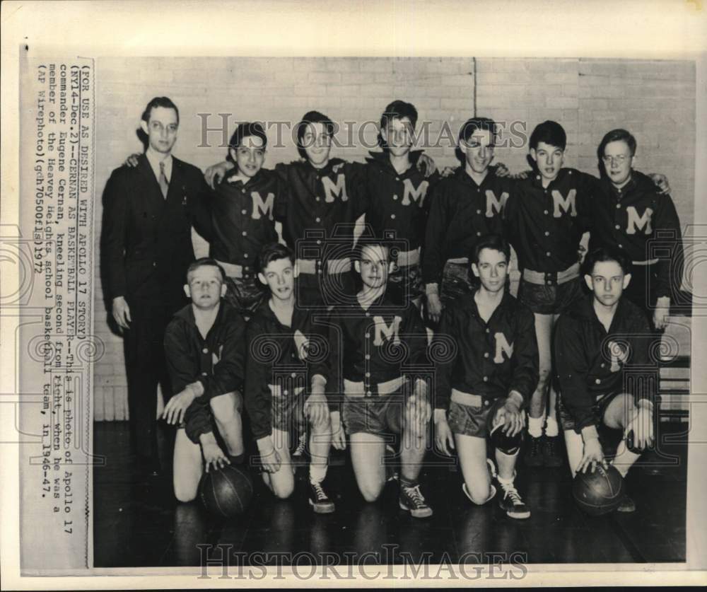 1946 Press Photo Members of the Heavy Heights High School Basketball team - Historic Images
