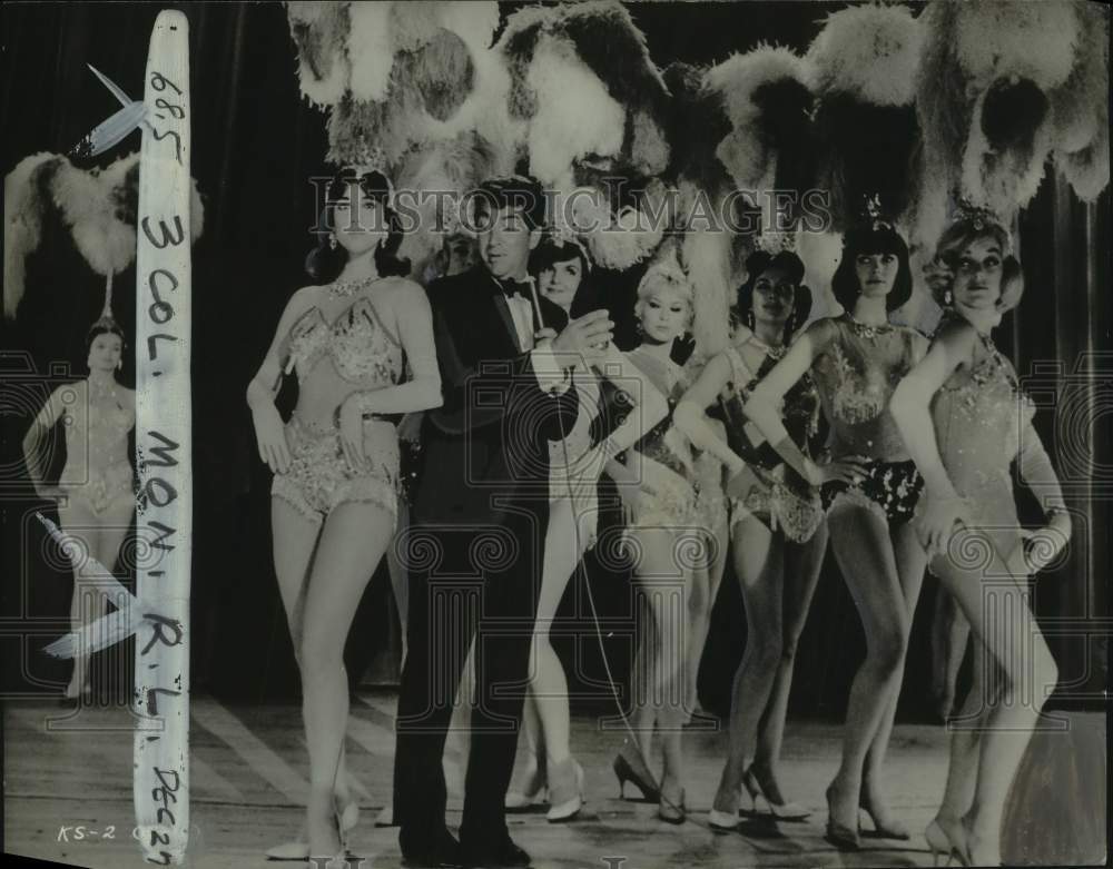 1964 Dean Martin & Kim Novak in a scene from "Kiss Me, Stupid"-Historic Images