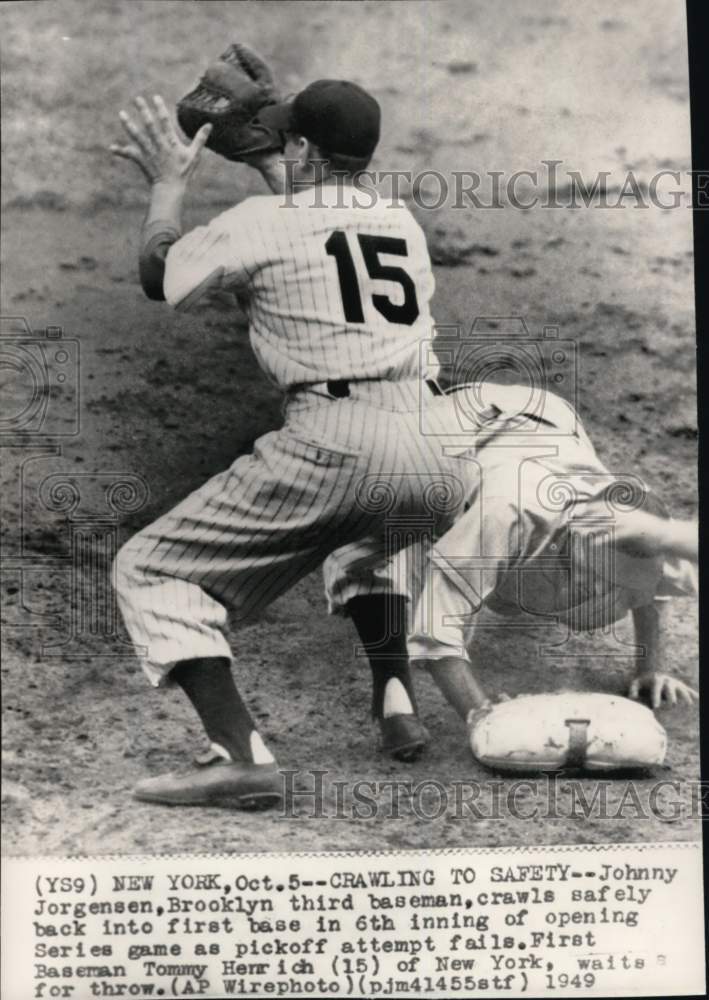 1949 Press Photo Johnny Jorgensen slides to base onto Tommy Henrich, New York - Historic Images