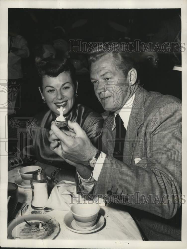 1952 Actor Bill Williams & wife Barbara Hale, Sahara Hotel, Nevada-Historic Images