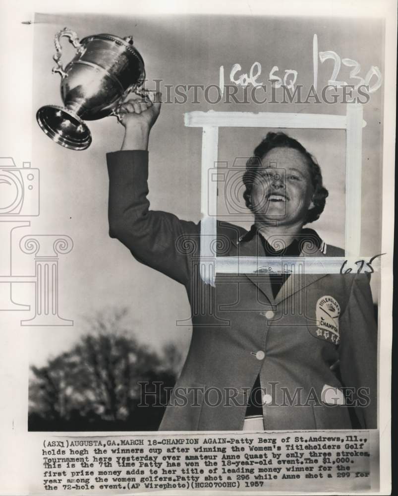 1957 Press Photo Patty Berg wins Women&#39;s Titleholders Golf Tournament, Georgia - Historic Images