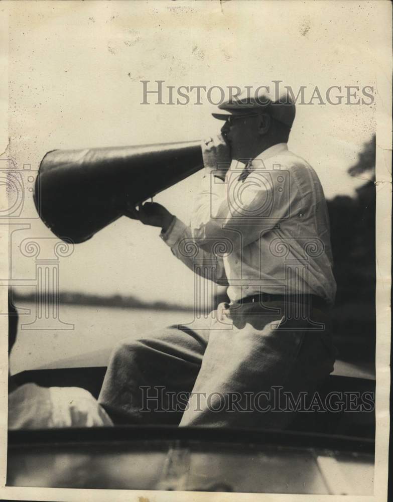 1926 Press Photo Rowing race coach Russell Callow - pix16369- Historic Images