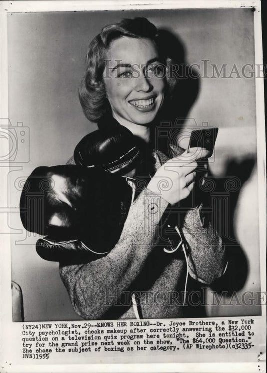 1955 Press Photo Joyce Brothers winner of TV show "$64,000 Question", New York- Historic Images