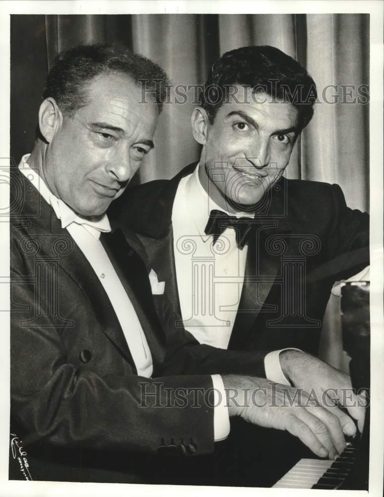 1963 Press Photo Singer Sergio Franchi playing piano on &quot;The Victor Borge Show&quot; - Historic Images