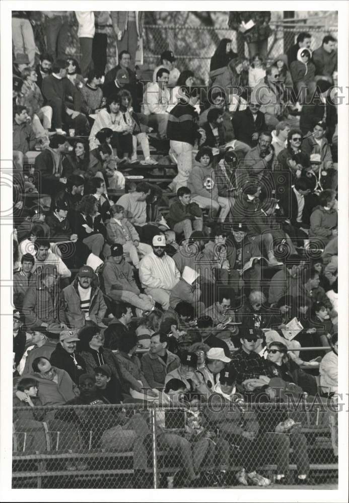 1990 Press Photo Crowd at City Island Riverside Stadium in Harrisburg- Historic Images