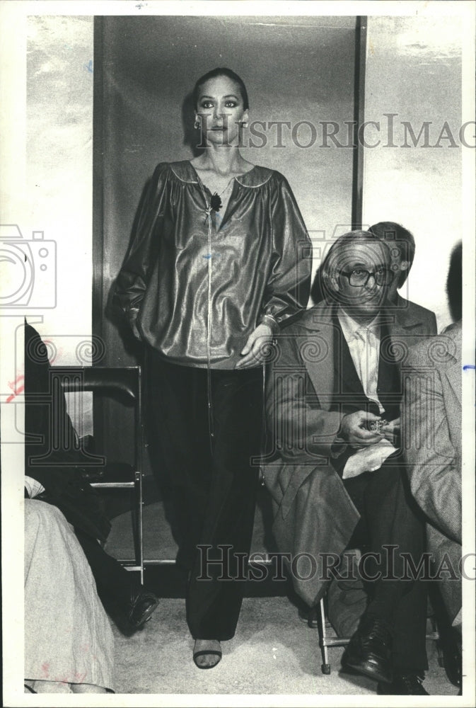 1978 Geoffrey Beene Women Fashion Designer - Historic Images