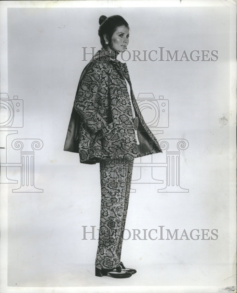 1970 Woman Models Herbert Kasper Fashion - Historic Images