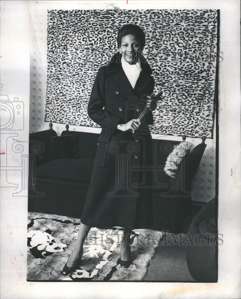 1975 Victor Joris Cuddlecoat Fredric Stein - Historic Images