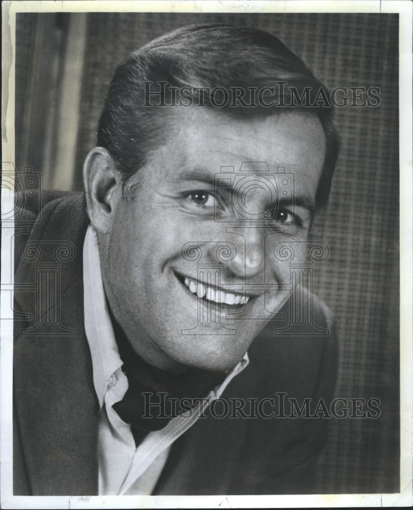 1968 actor / singer Jerry Van Dyke - Historic Images