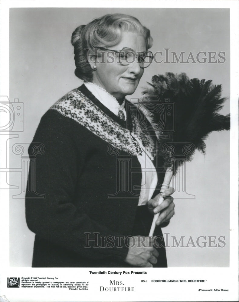 1990 Robin Williams Doubtfire Arthur Grace - Historic Images