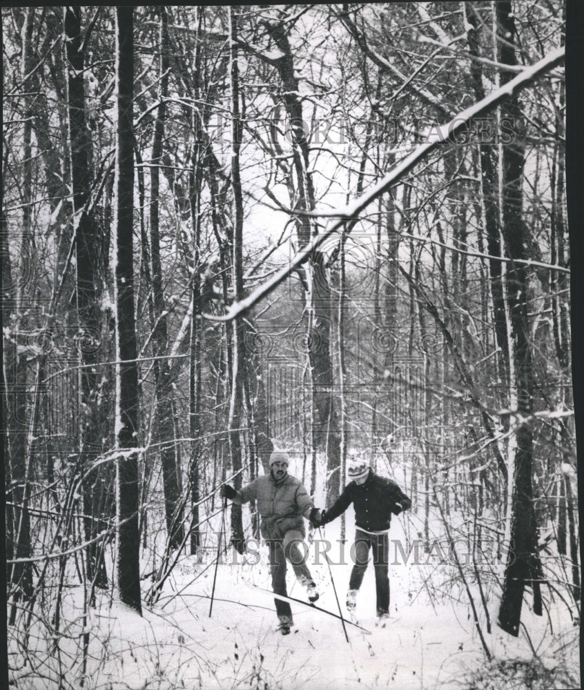 1988 Snow Skiing Busse Woods - Historic Images
