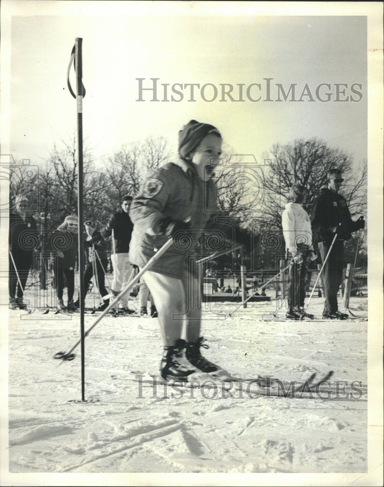 1984 Skiing Four Lakes Lisle Illinois - Historic Images