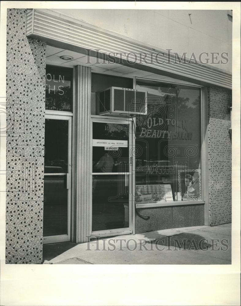 1964 Press Photo Lincoln Bath House &amp; Beauty Salon - Historic Images