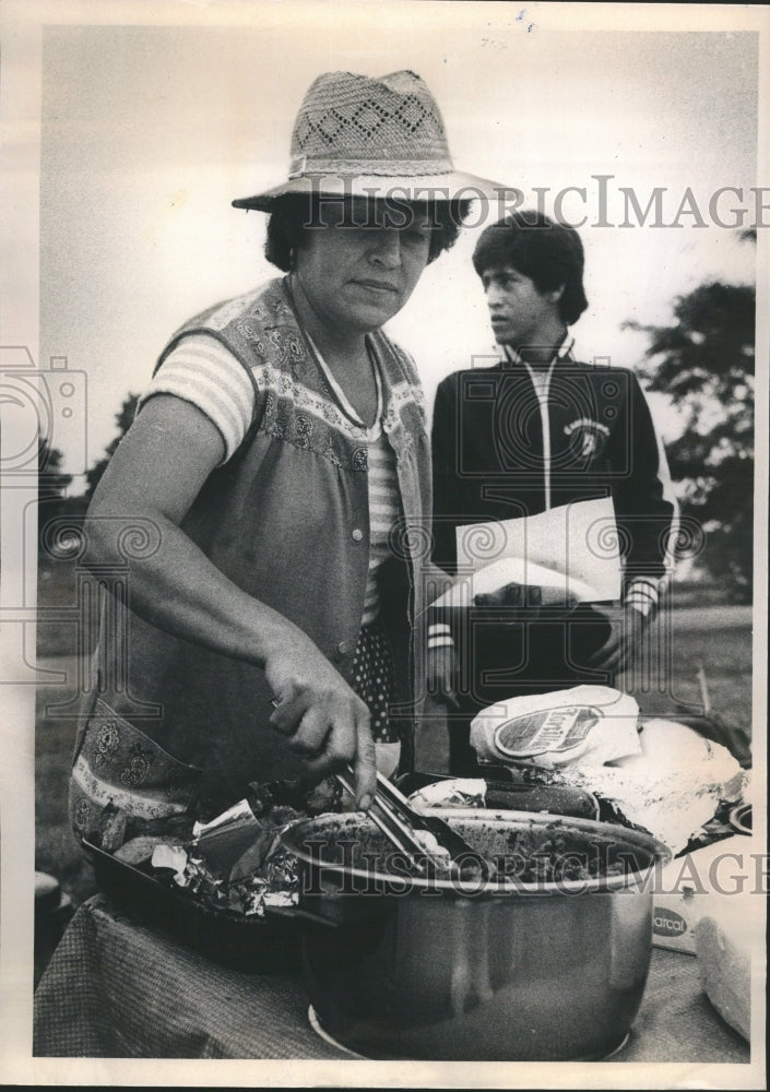 1981 Taco stand, Lincoln Pk, Soccer Sunday - Historic Images