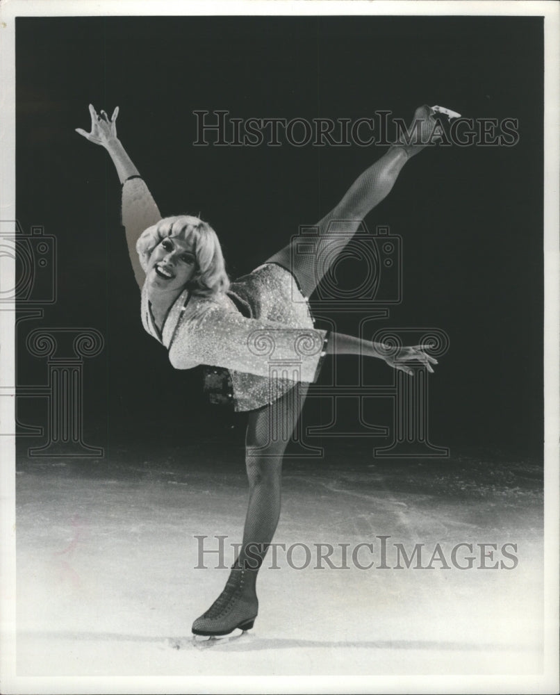 1977 Jill Shipstad Ice Follies Karate - Historic Images