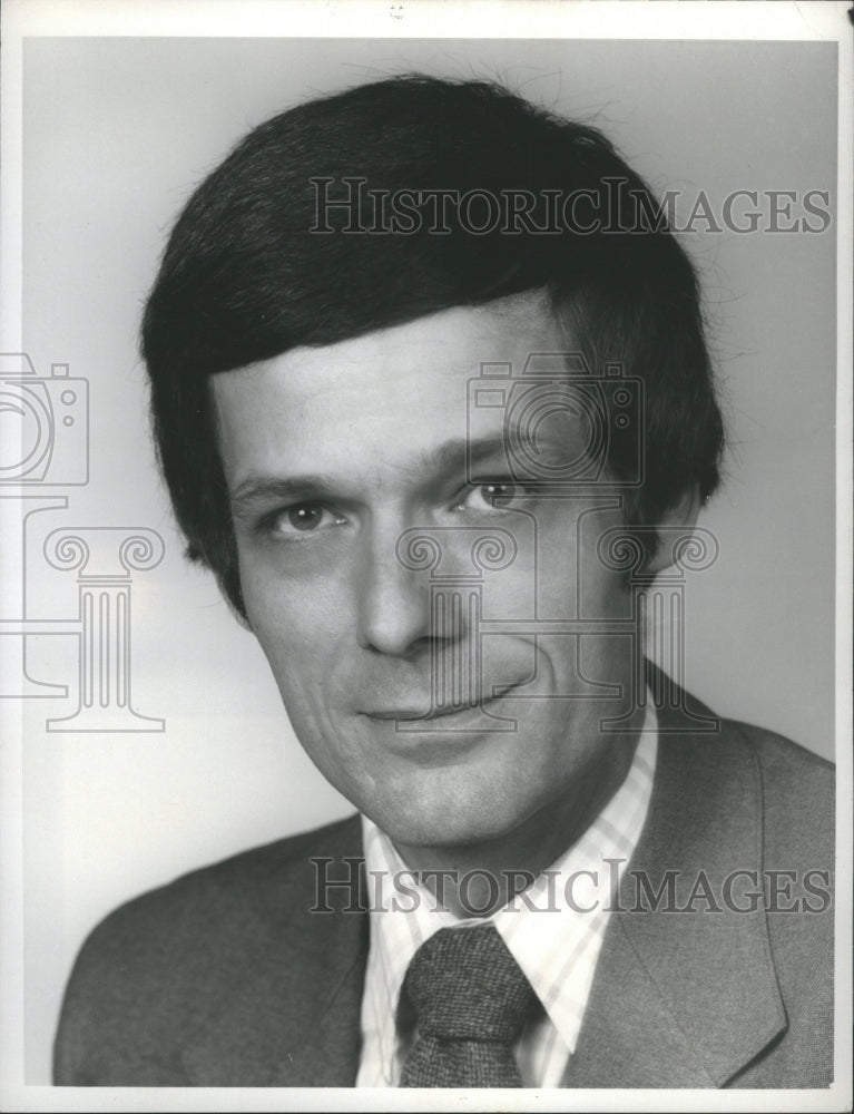 1983 Christopher Glenn News Correspondent - Historic Images