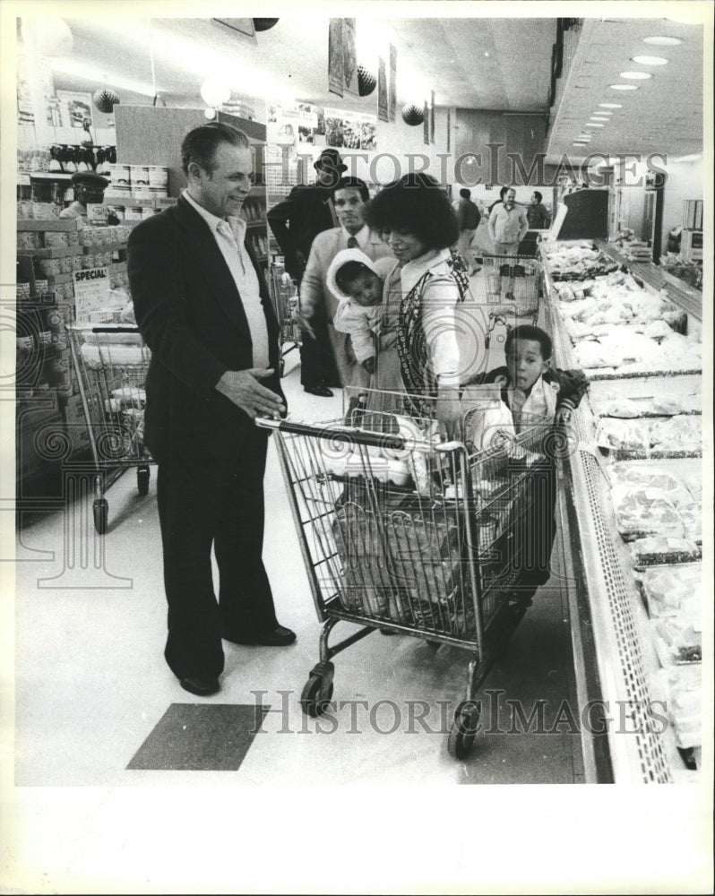 1981 arab businessman - Historic Images