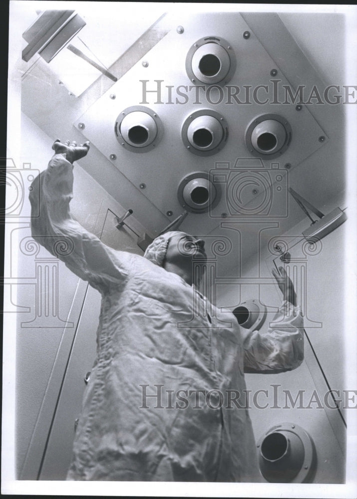 1967 Press Photo Parke-Davis Research Laboratory - Historic Images