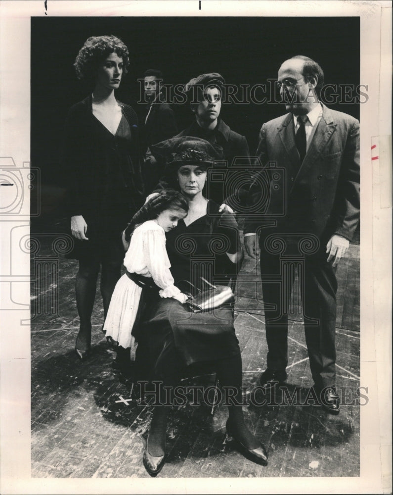 1985 Goodman Theatre Search Of An Author - Historic Images