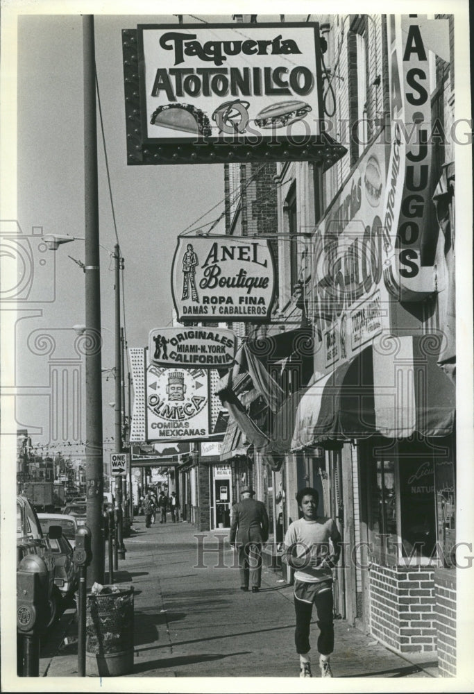 1981 26th and Kedvale - Historic Images