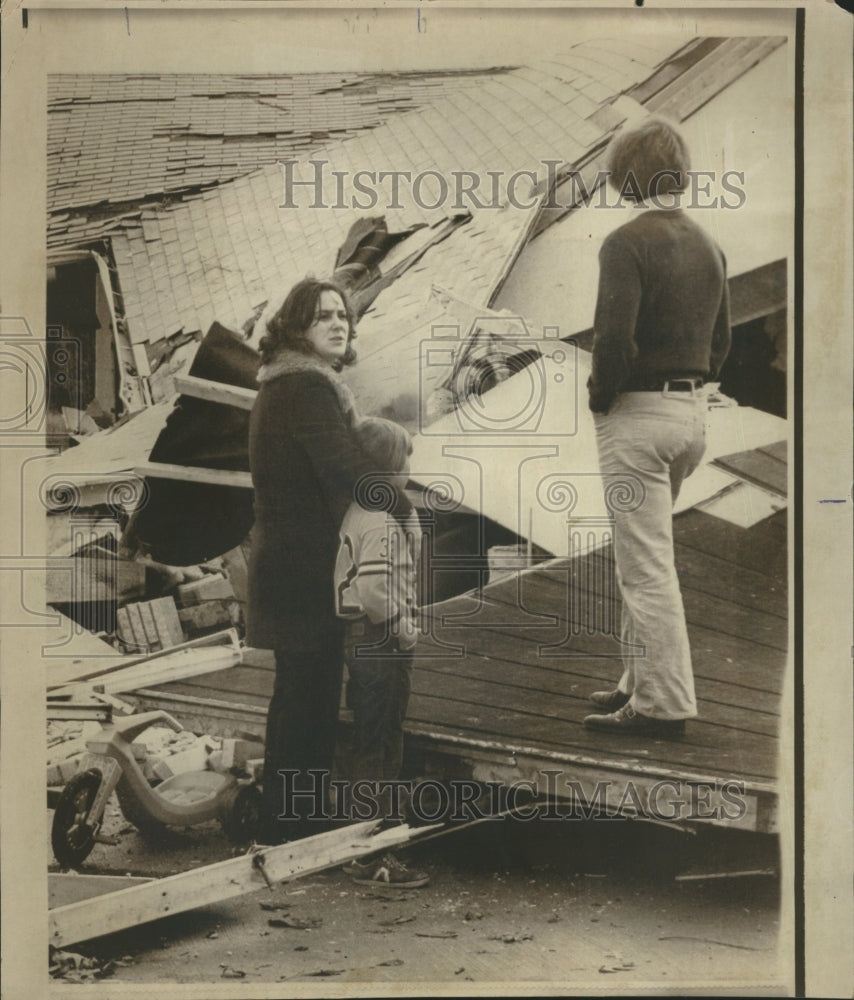 1976 Tornado Kathy Wayne Gibson Indiana - Historic Images