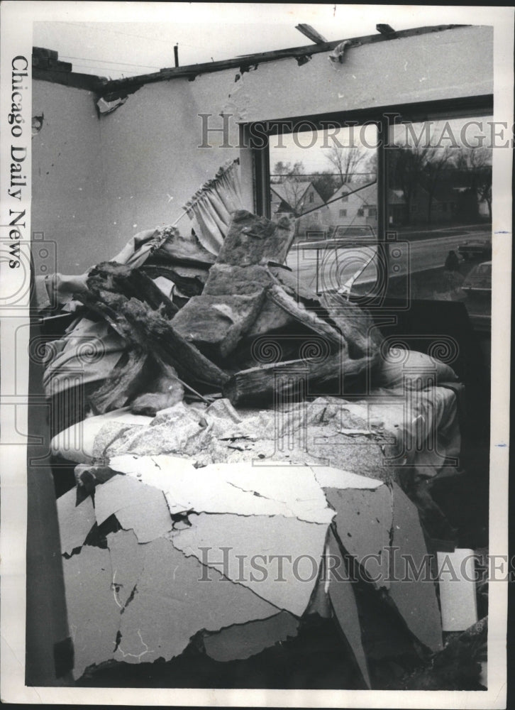 1976 Tornado Damage Franklin Park Home - Historic Images