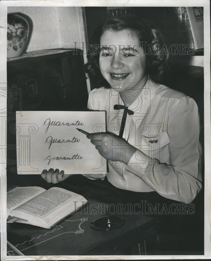 1950 Joyce Hillig Spelling bee contestant - Historic Images