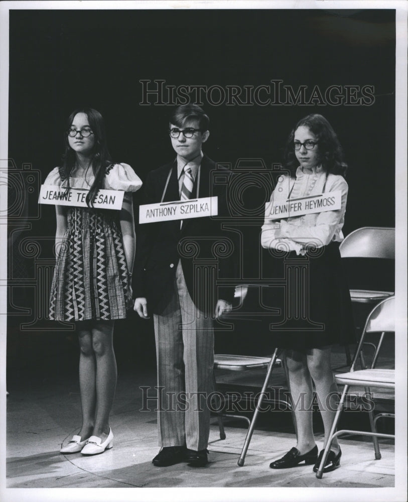 1971 Detroit Metropolitan Spelling Bee - Historic Images
