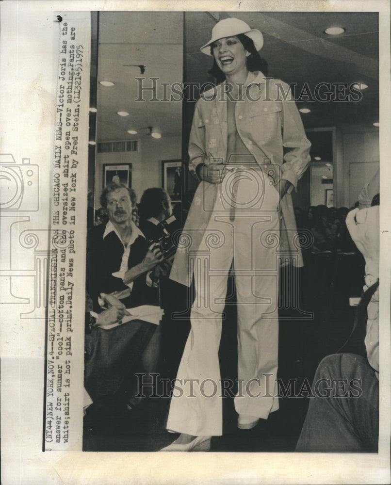 1975 Fashion Show Victor Joris Designer - Historic Images