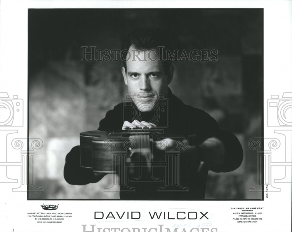  Circa 2000 David Wilcox Folk Singer Guitar - Historic Images