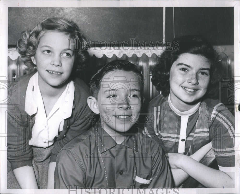 1959 Joanne Molnar Susan Rotter Gary rice - Historic Images