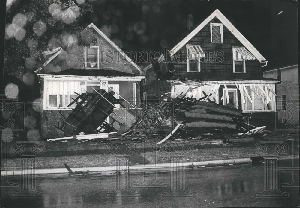 1972 Damaged Homes North Chicago - Historic Images